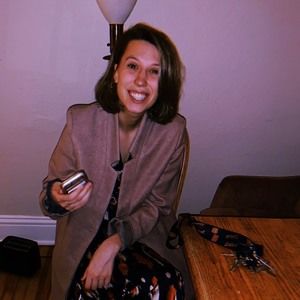 Meet your Posher, Danica